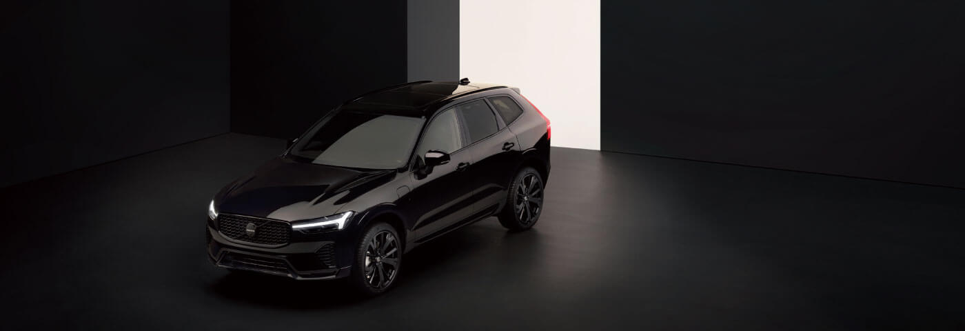 パワフルさ秘めた漆黒のXC60